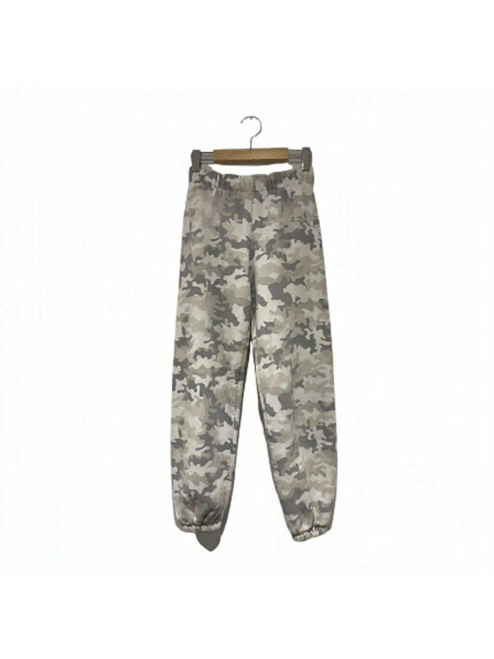 𝅺LAZYPANTS GREY CAMO SWEATPANTS